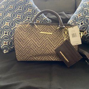 Steve Madden Bjacque Crossbody Speedy Purse